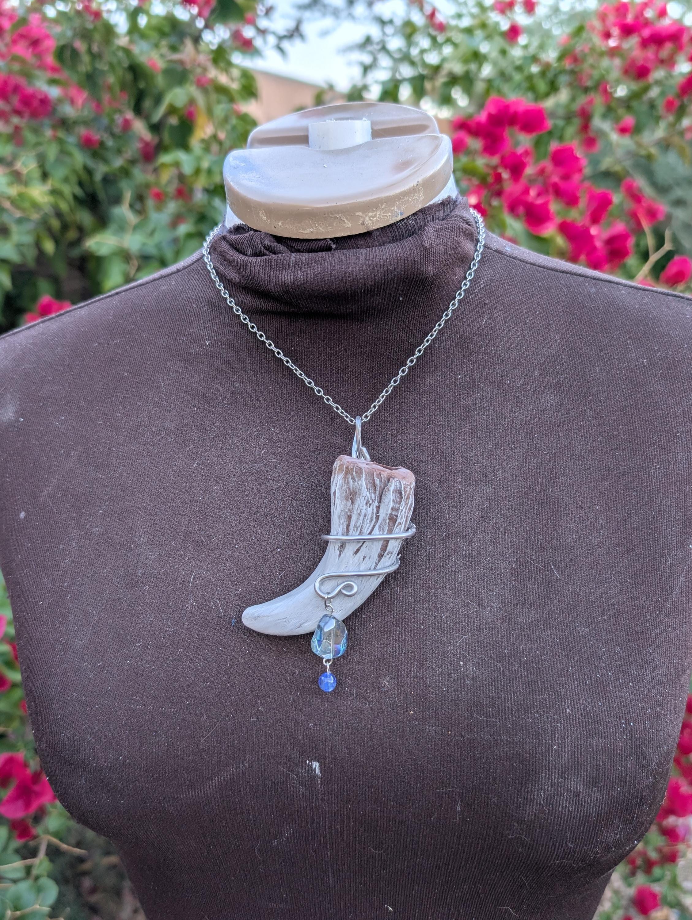 Nexu Tooth Trophy Necklace