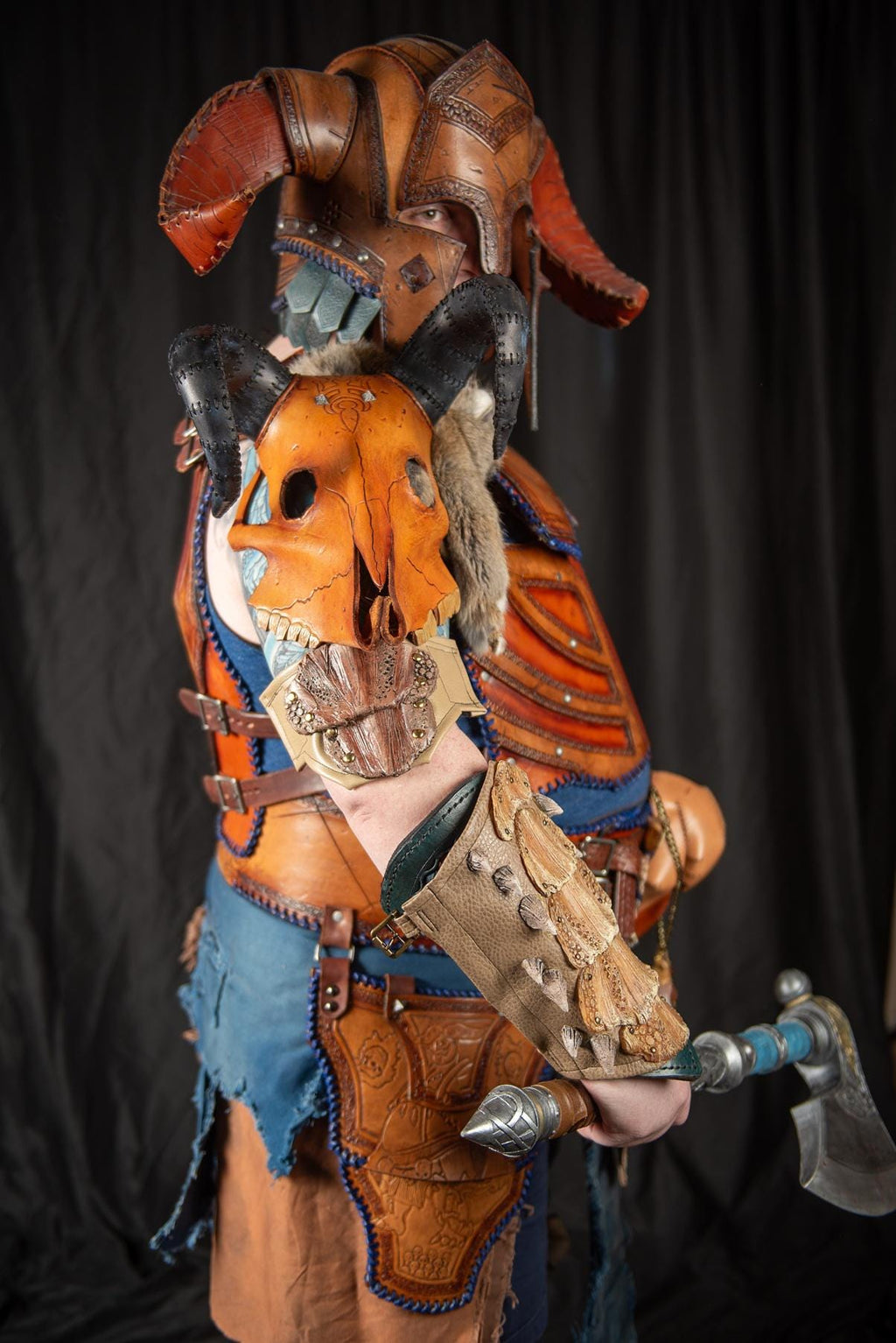 Creature Scale Armored Gauntlet / Bite Guard