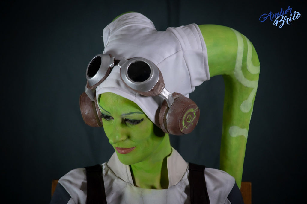 Hera's Pilot Hat Pattern (Digital Download)